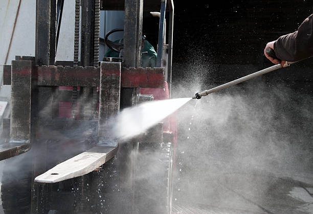 Best Roof Power Washing Services  in Bowie, TX